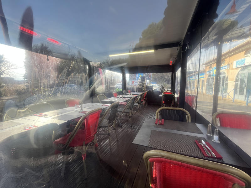 Fonds de commerce - Magasins - 51 m²