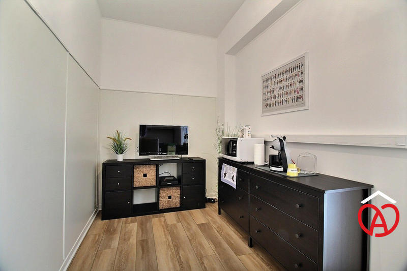 Local d'activités - 89 m² - 5 pièces