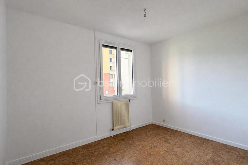 Appartement - 80 m² - 3 pièces
