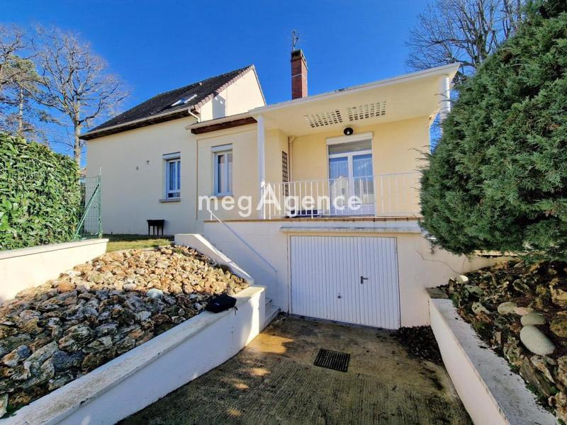 Maison ancienne - 145 m² - 8 pièces