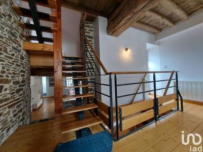 Maison - 93 m² - 4 pièces
