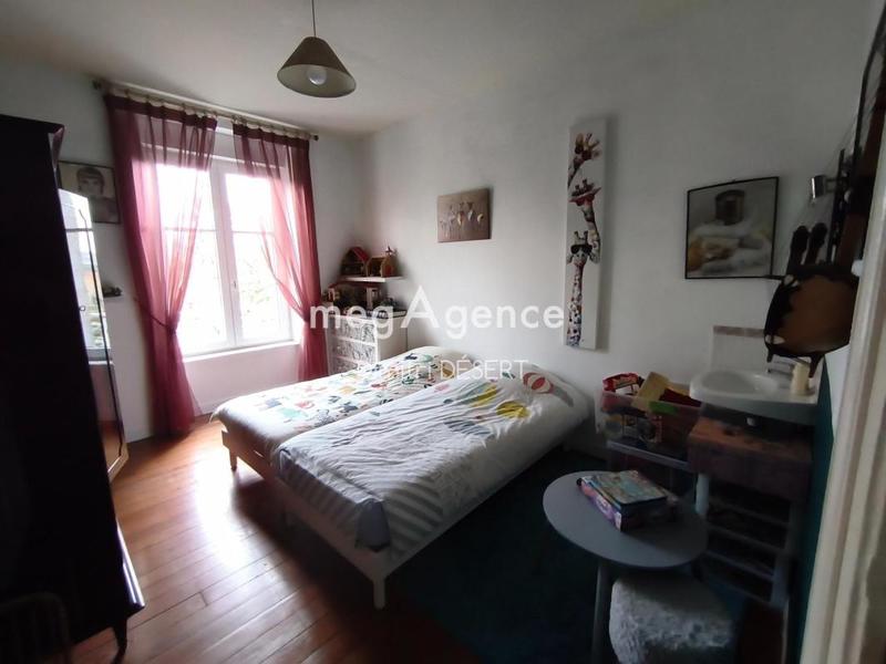 Maison - 193 m² - 10 pièces