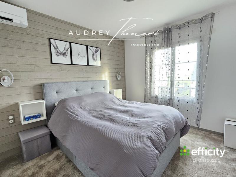 Pavillon - 140 m² - 6 pièces