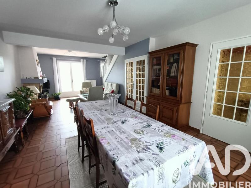Maison - 155 m² - 6 pièces