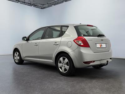 Kia Cee'd 1.6l CRDi 115 Isg Euro 5 Style