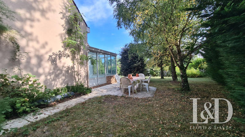 Maison contemporaine - 230 m² - 9 pièces