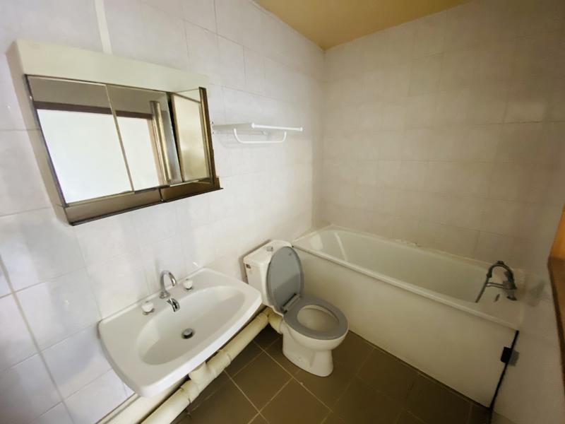 Local commercial - 80 m² - 4 pièces