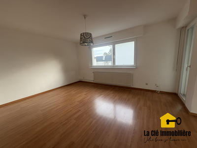 Appartement - 92 m² - 4 pièces