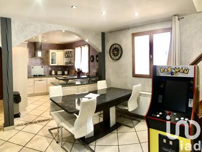 Maison de village - 124 m² - 5 pièces