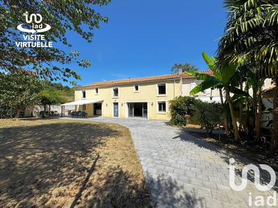 Maison - 190 m² - 6 pièces