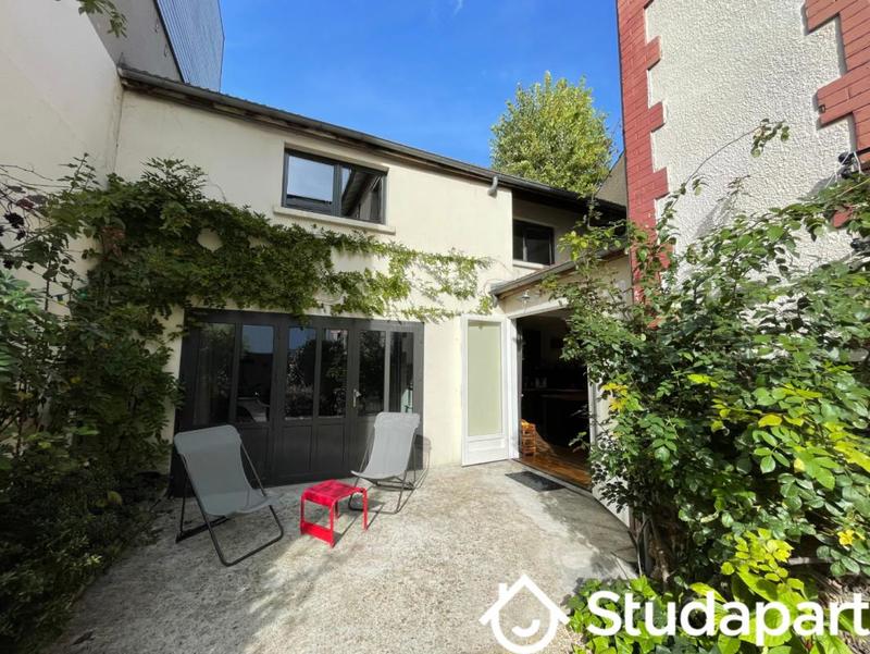 Chambre - 14 m² - 1 pièce