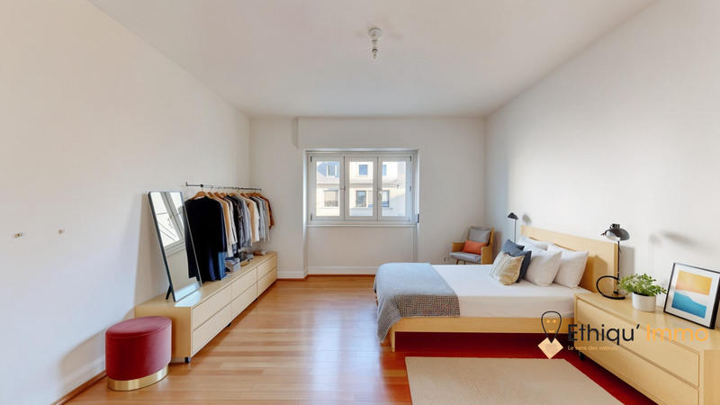 Appartement - 82 m² - 4 pièces