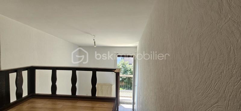 Maison jumelée - 84 m² - 4 pièces