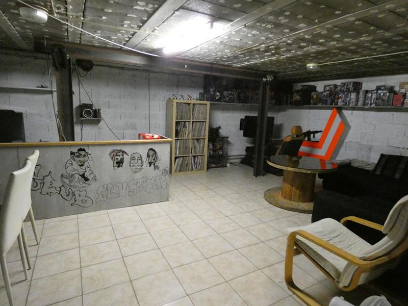 Maison - 177 m² - 7 pièces