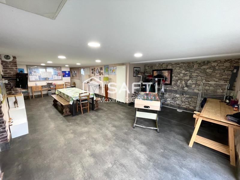 Maison - 186 m² - 7 pièces