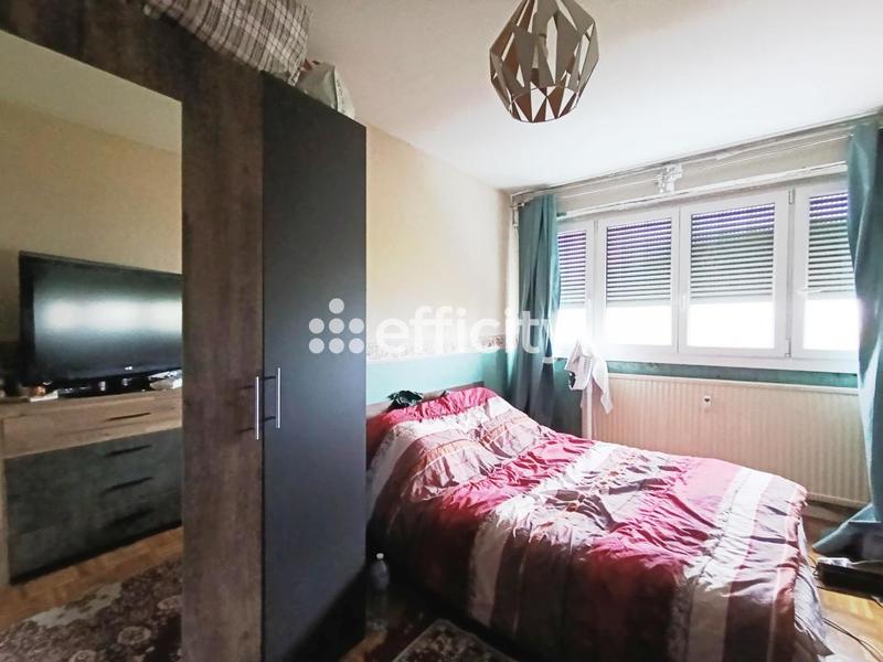 Appartement - 92 m² - 4 pièces