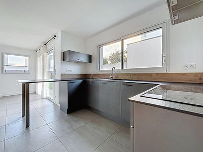 Maison - 111 m² - 6 pièces