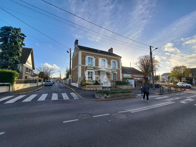 Bureau - 146 m² - 6 pièces