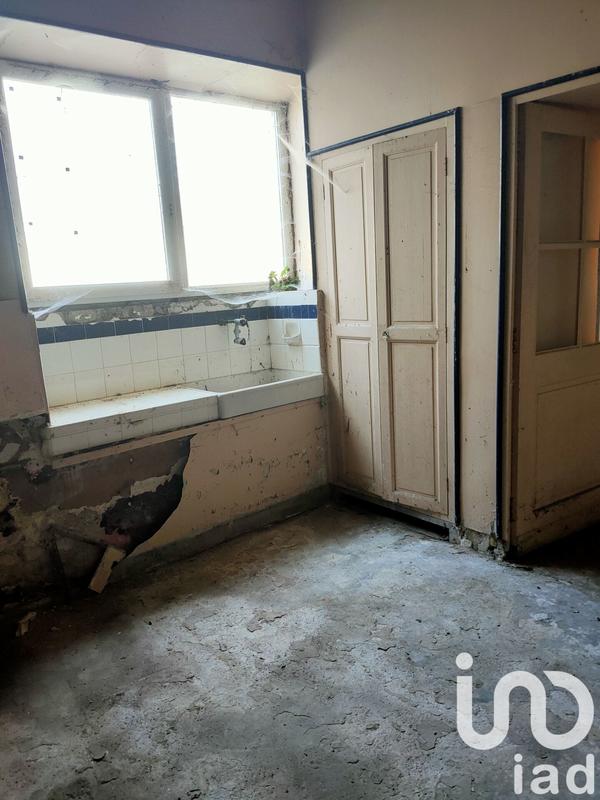 Maison - 180 m² - 8 pièces