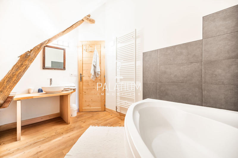 Bastide - 500 m² - 12 pièces