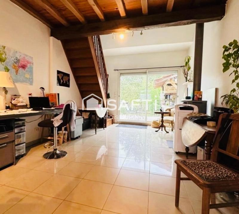 Maison - 198 m² - 8 pièces