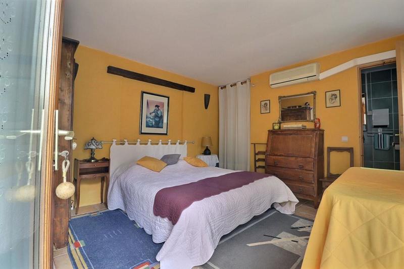 Maison - 450 m² - 14 pièces