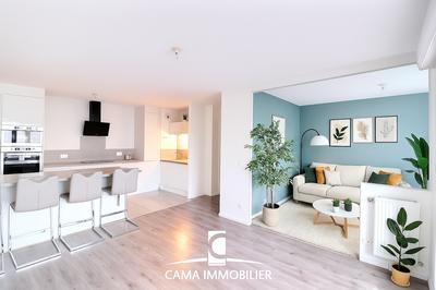 Appartement - 72 m² - 4 pièces