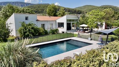 Maison de maîtres - 159 m² - 5 pièces