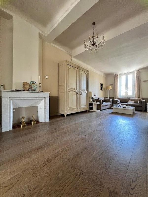 Maison de maîtres - 190 m² - 6 pièces