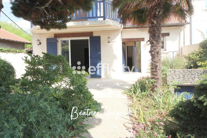 Maison - 165 m² - 5 pièces