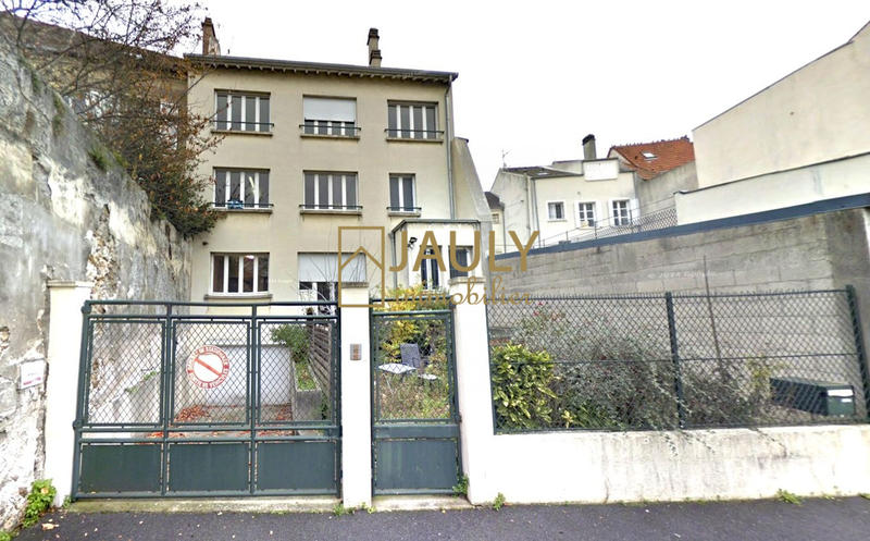 Local commercial - 373 m²