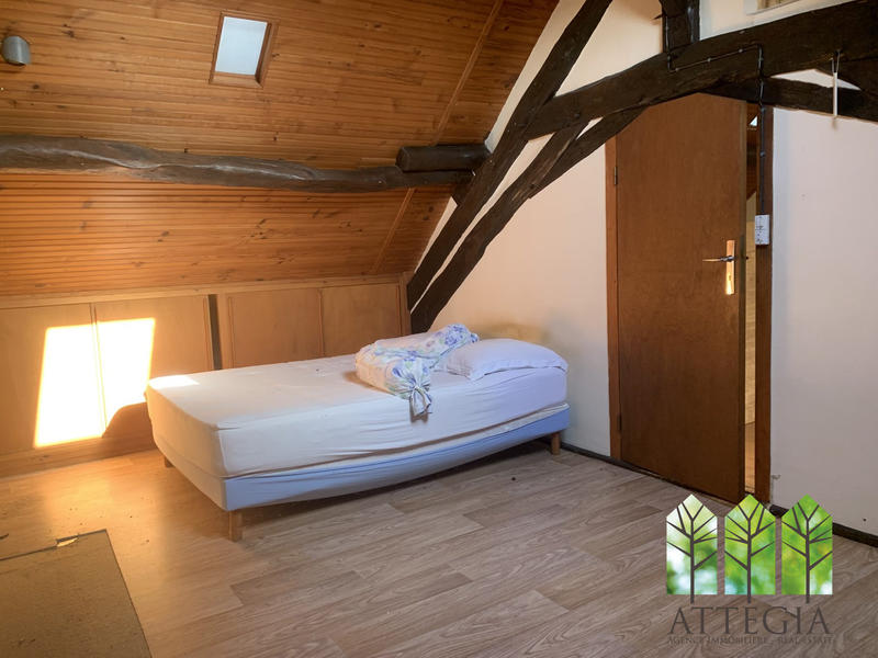 Maison - 85 m² - 7 pièces