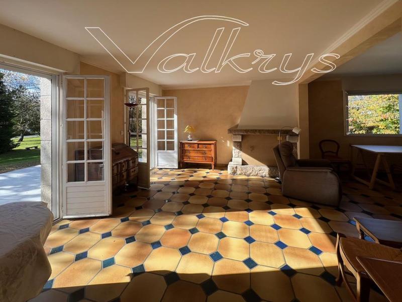 Propriété - 120 m² - 7 pièces