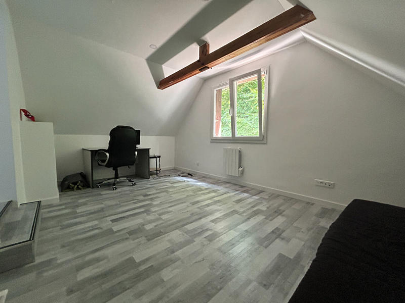 Maison - 141 m² - 8 pièces