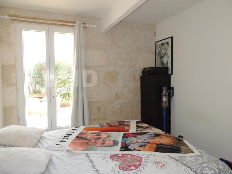 Maison en pierre - 113 m² - 4 pièces