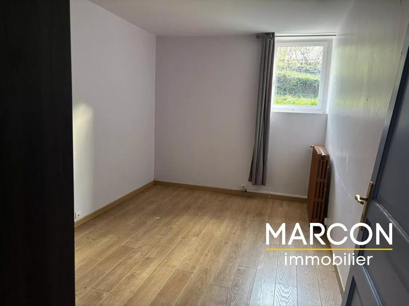 Maison - 175 m² - 6 pièces