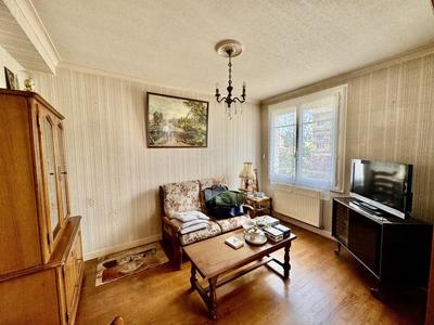 Appartement - 83 m² - 5 pièces