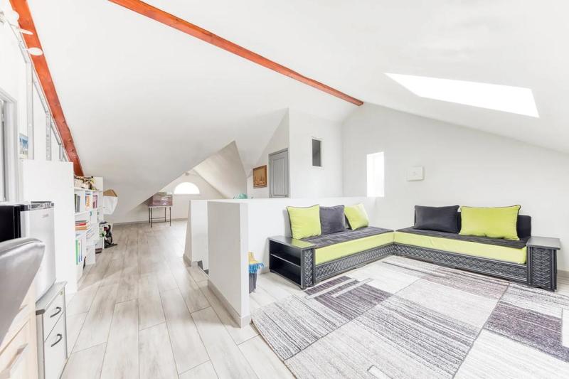 Maison - 138 m² - 7 pièces