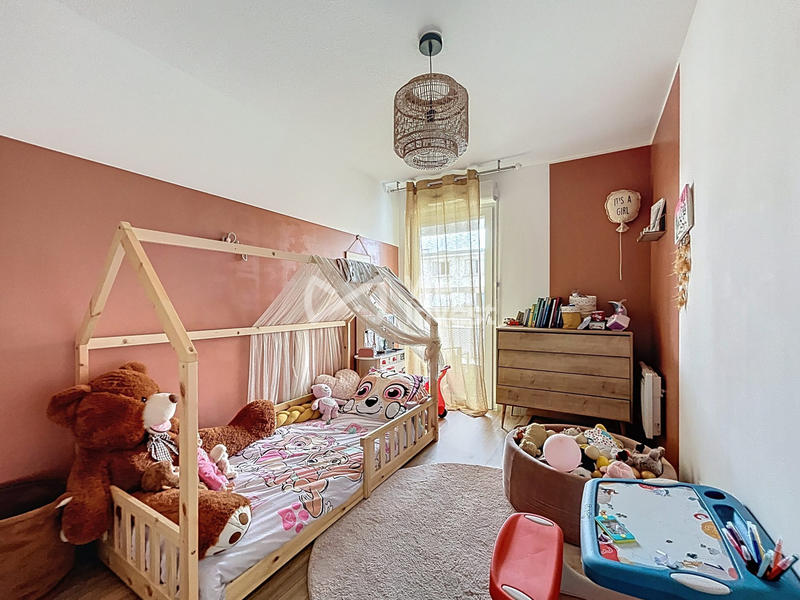 Appartement - 65 m² - 3 pièces