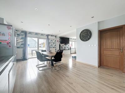 Maison - 130 m² - 4 pièces