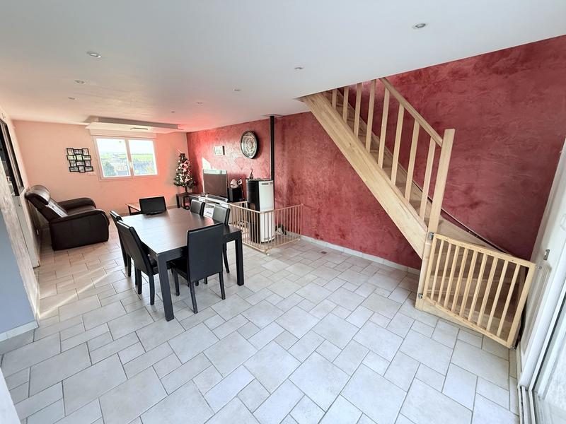 Maison - 143 m² - 8 pièces