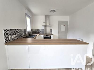 Maison - 94 m² - 5 pièces