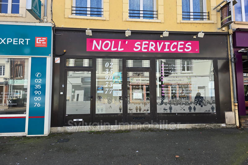 Local commercial - 45 m² - 2 pièces