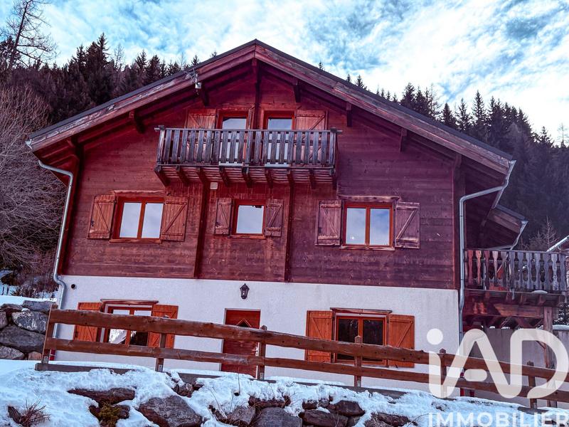 Châlet - 150 m² - 7 pièces