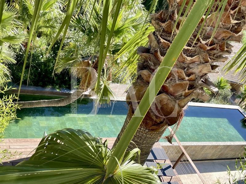 Villa - 400 m² - 11 pièces