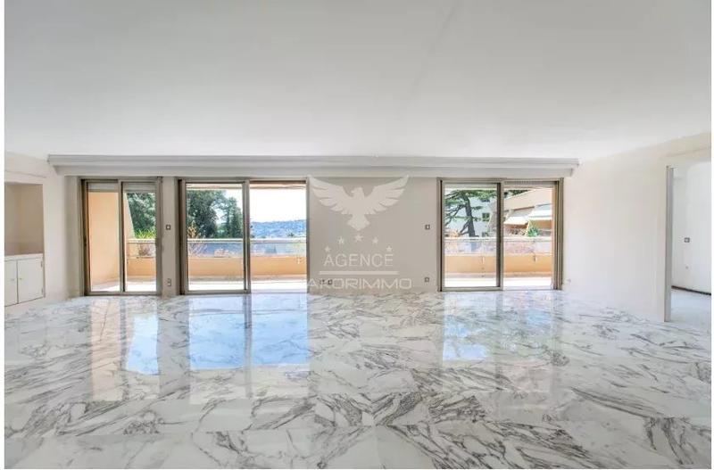 Appartement - 153 m² - 4 pièces