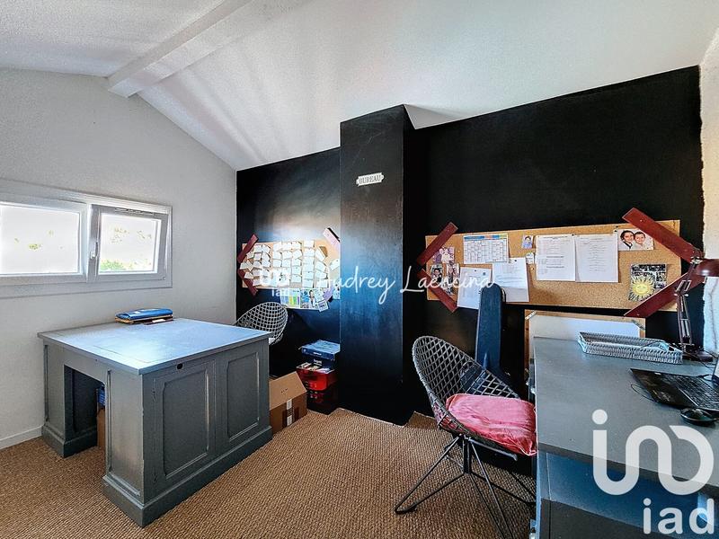 Maison - 187 m² - 9 pièces