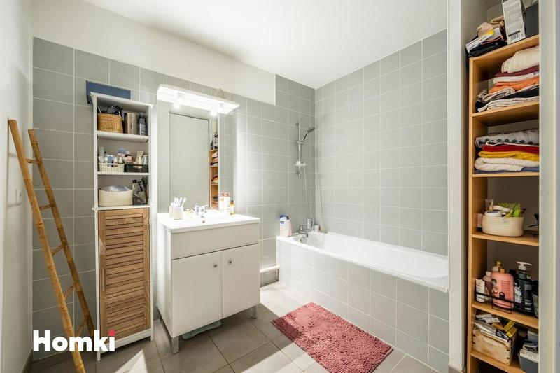 Appartement - 75 m² - 3 pièces