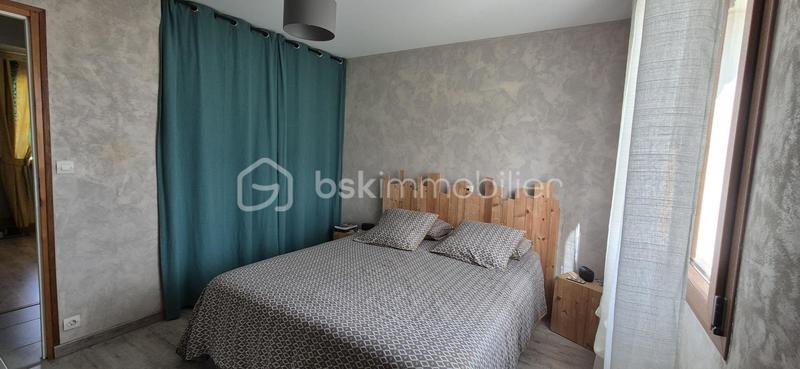 Maison traditionnelle - 126 m² - 7 pièces