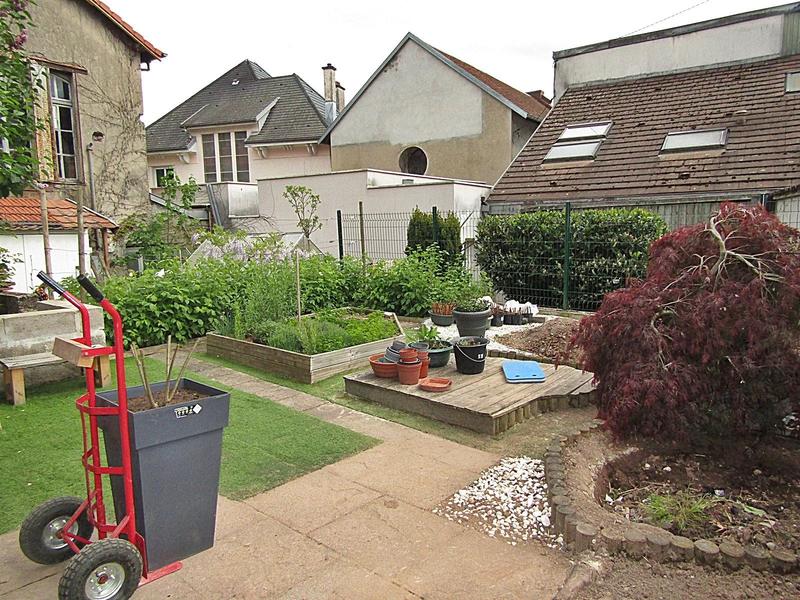 Maison - 210 m² - 6 pièces